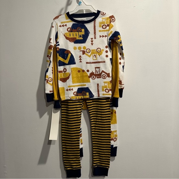 NWT Carter's Toddler 4-Piece 100% Cotton Snug Fit Construction Trucks PJs 5T - Picture 3 of 5